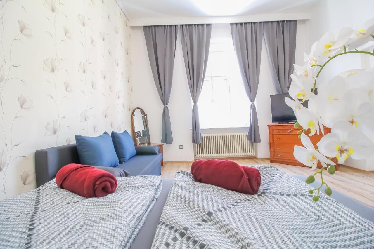 Ss Family 3 Bedroom Apartment In Praterstern Area Dw8 Vienna Exterior photo
